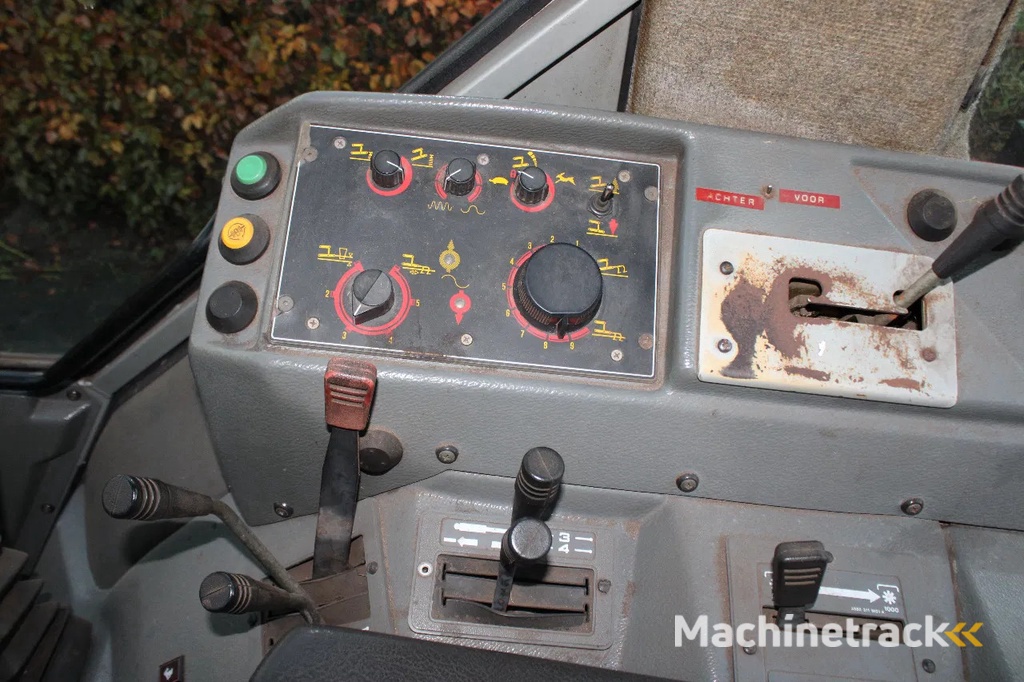 Massey Ferguson 3050