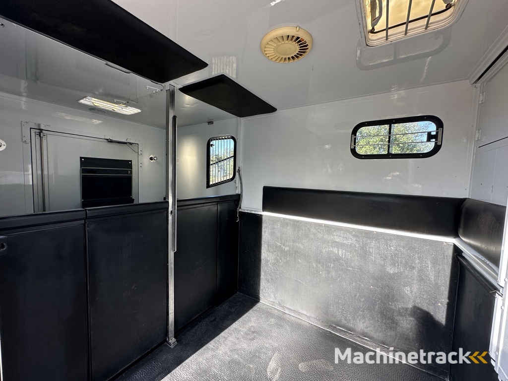 Renault Master MTM 2-paards paardenvrachtwagen MARGE B-rijbewijs