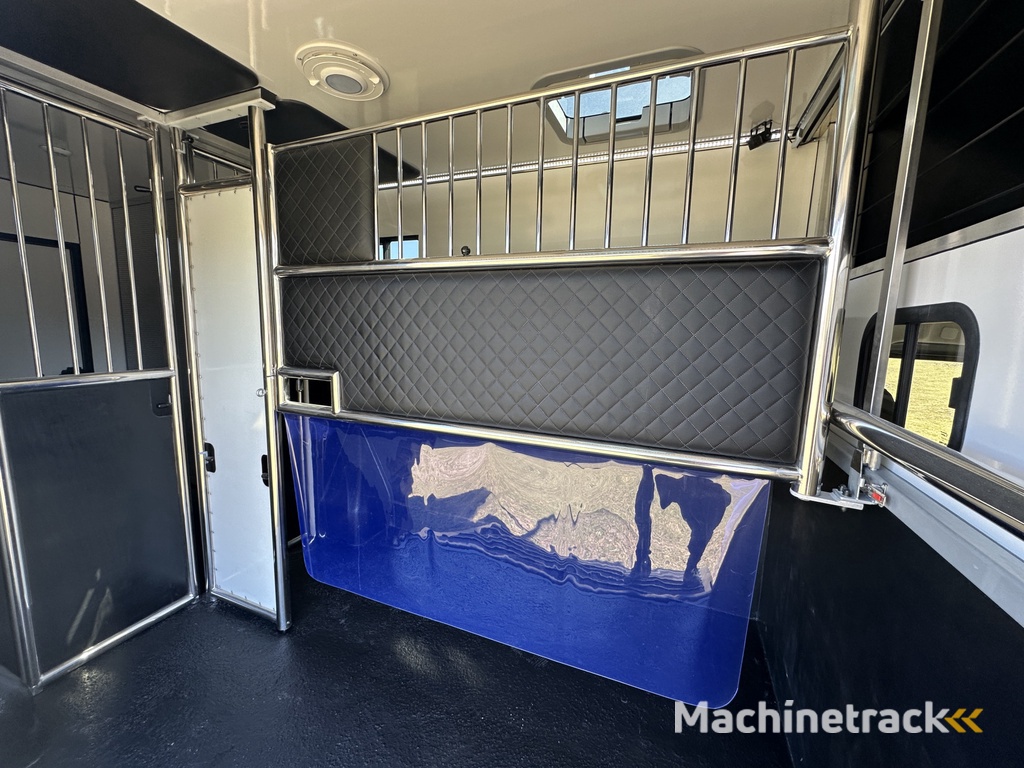 Iveco Daily 2-paards paardenvrachtwagen XXL 3.0l 180PK Automaat B-rijbewijs