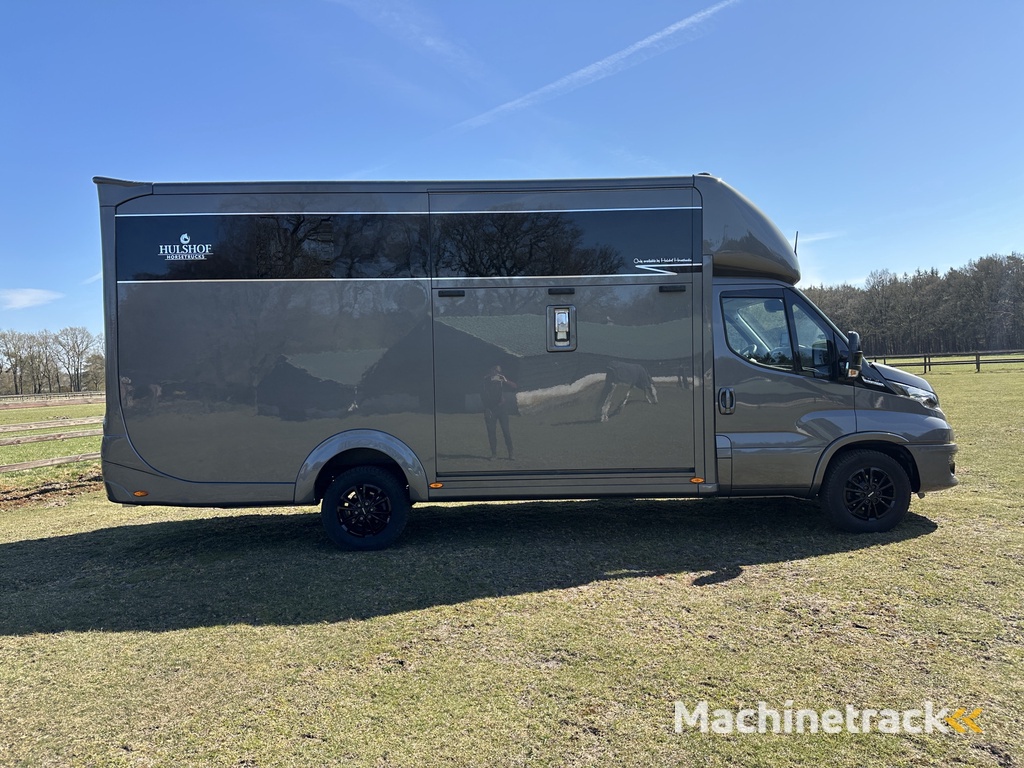 Iveco Daily 2-paards paardenvrachtwagen XXL 3.0l 180PK Automaat B-rijbewijs