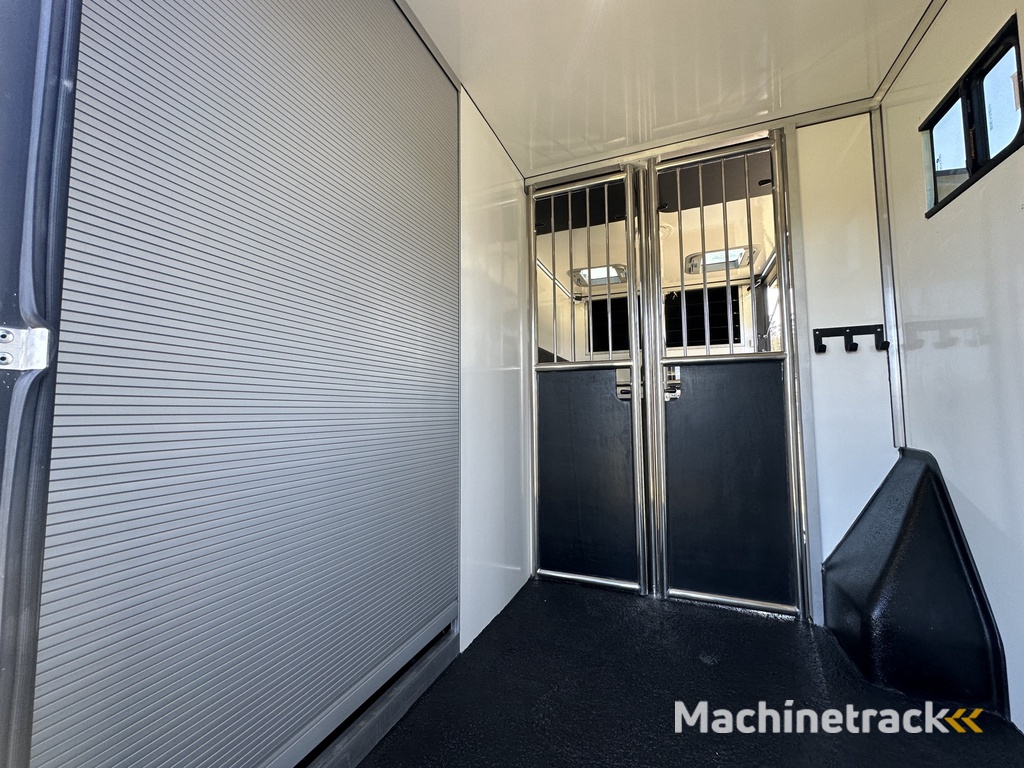 Iveco Daily 2-paards paardenvrachtwagen XXL 3.0l 180PK Automaat B-rijbewijs