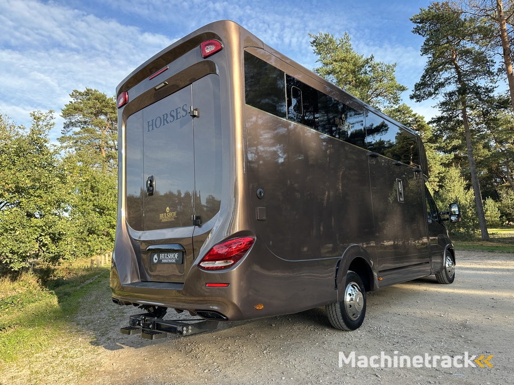 Iveco Daily 2-paards paardenvrachtwagen LIVING 3.0l 180PK Automaat B-rijbewijs
