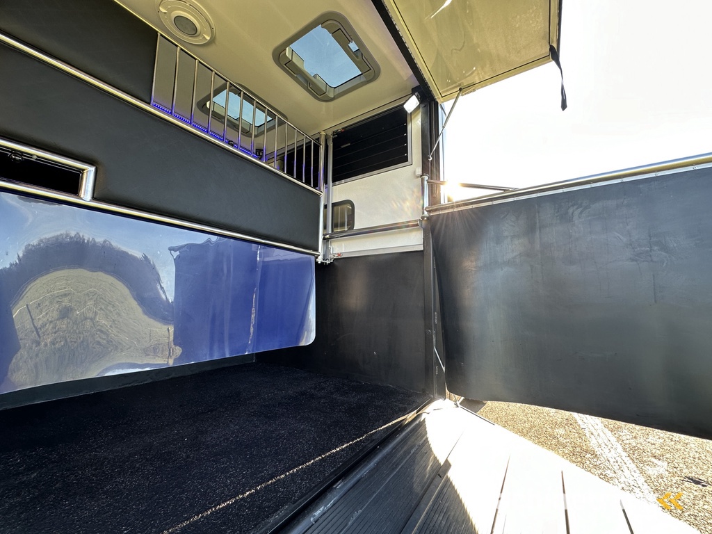 Volkswagen Crafter 2-paards paardenvrachtwagen Automaat XXL