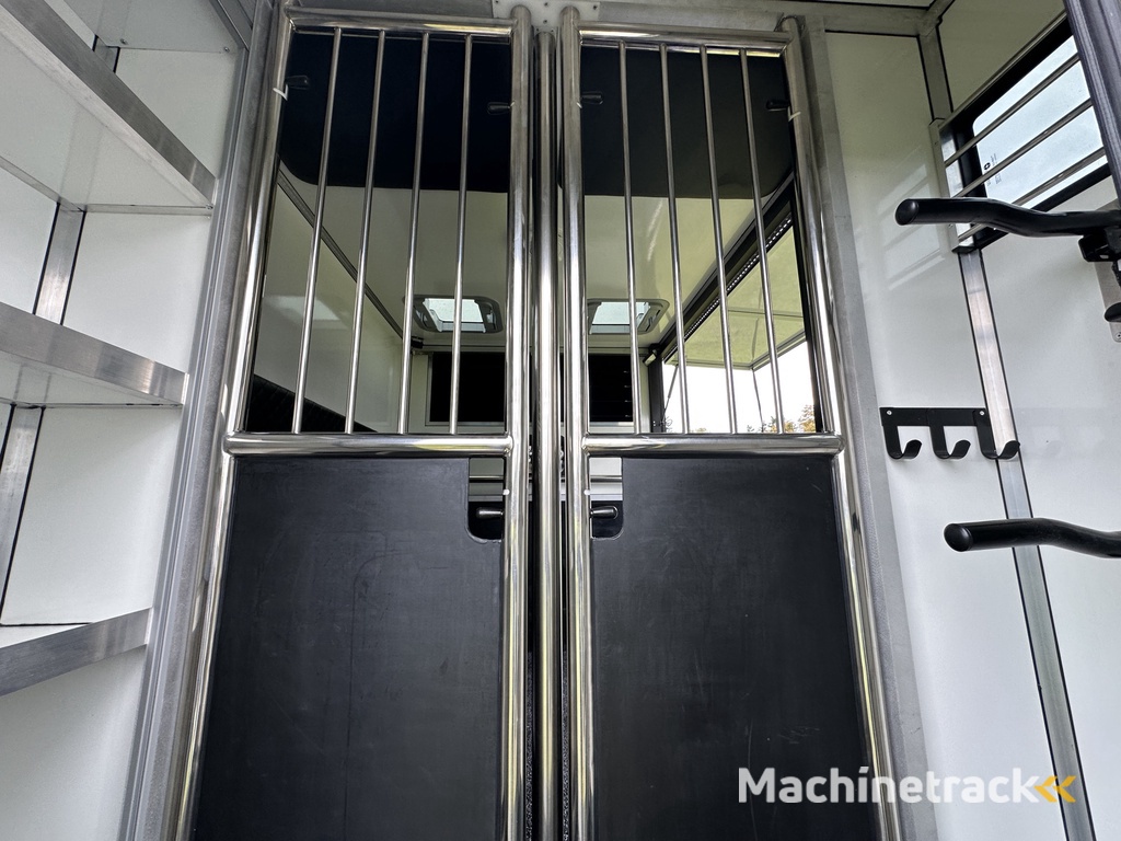 Mercedes-Benz Sprinter 317 AMG 2-paards paardenvrachtwagen B-rijbewijs