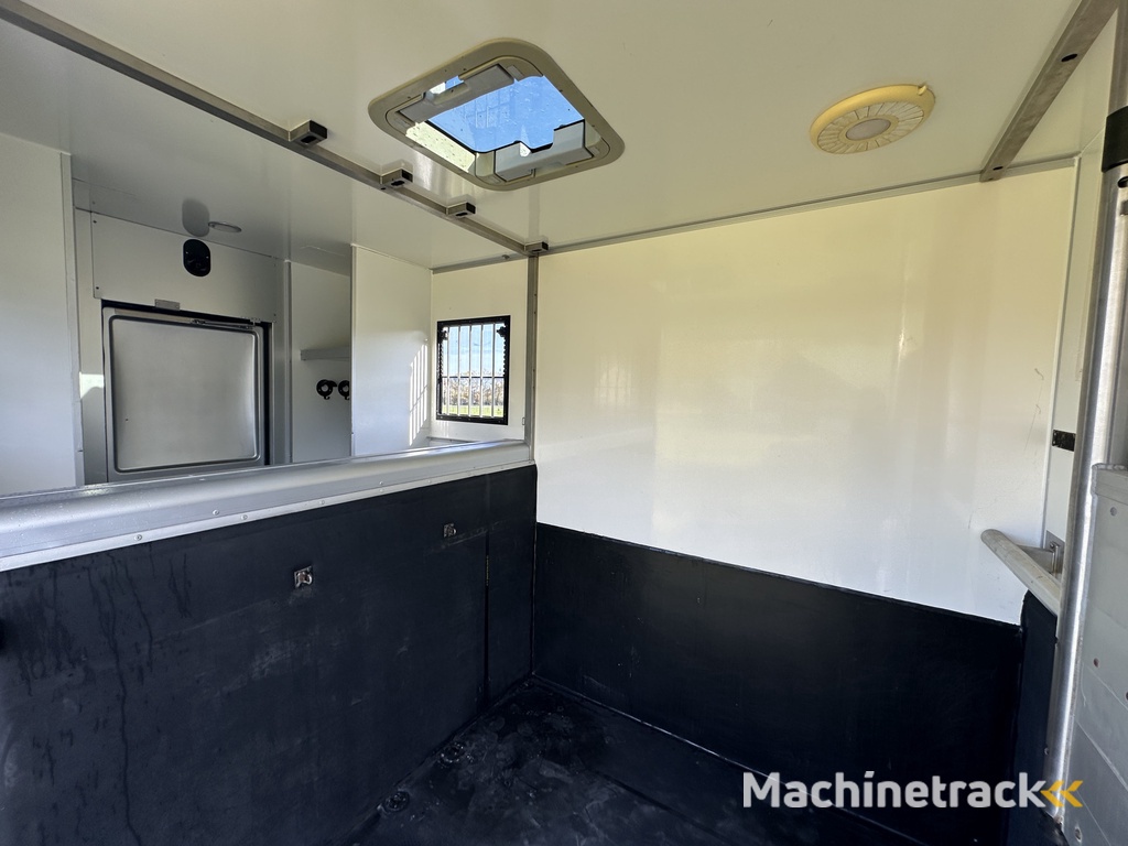 Roelofsen Parados 2-paards paardenvrachtwagen B-rijbewijs automaat