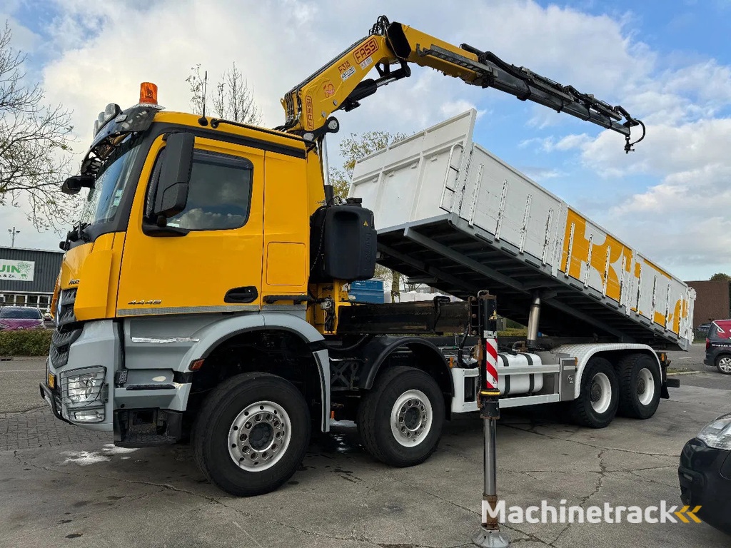 Mercedes-Benz Arocs 4448 8X4 + EURO 6 + FASSI F315 + REMOTE + KIPPER + STEERING AXLE