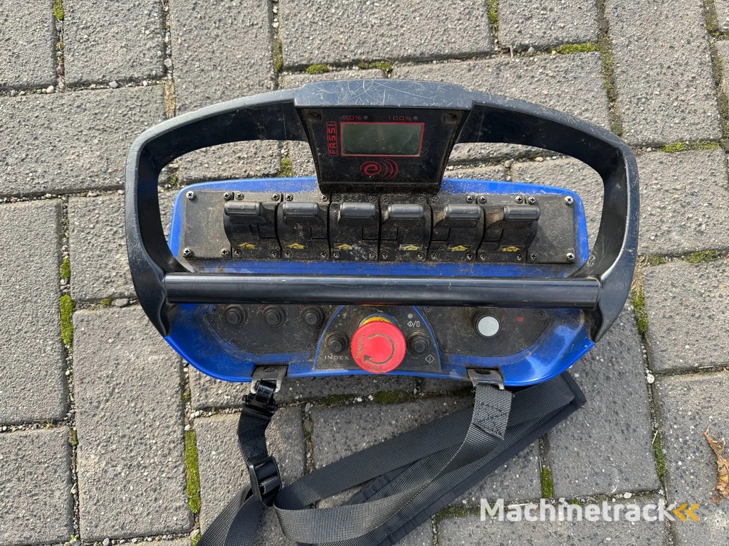 Mercedes-Benz Arocs 4448 8X4 + EURO 6 + FASSI F315 + REMOTE + KIPPER + STEERING AXLE