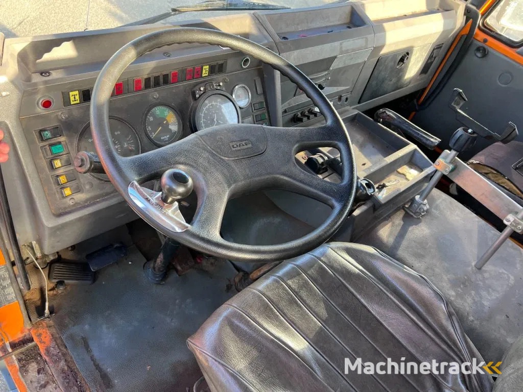 DAF 1900 TURBO 4X4 HOOKLIFT