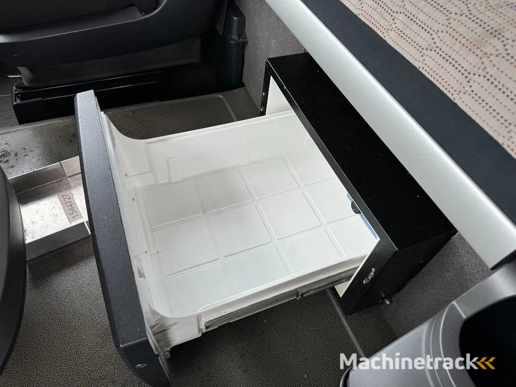 DAF XF 450 4X2 LOW DECK EURO 6