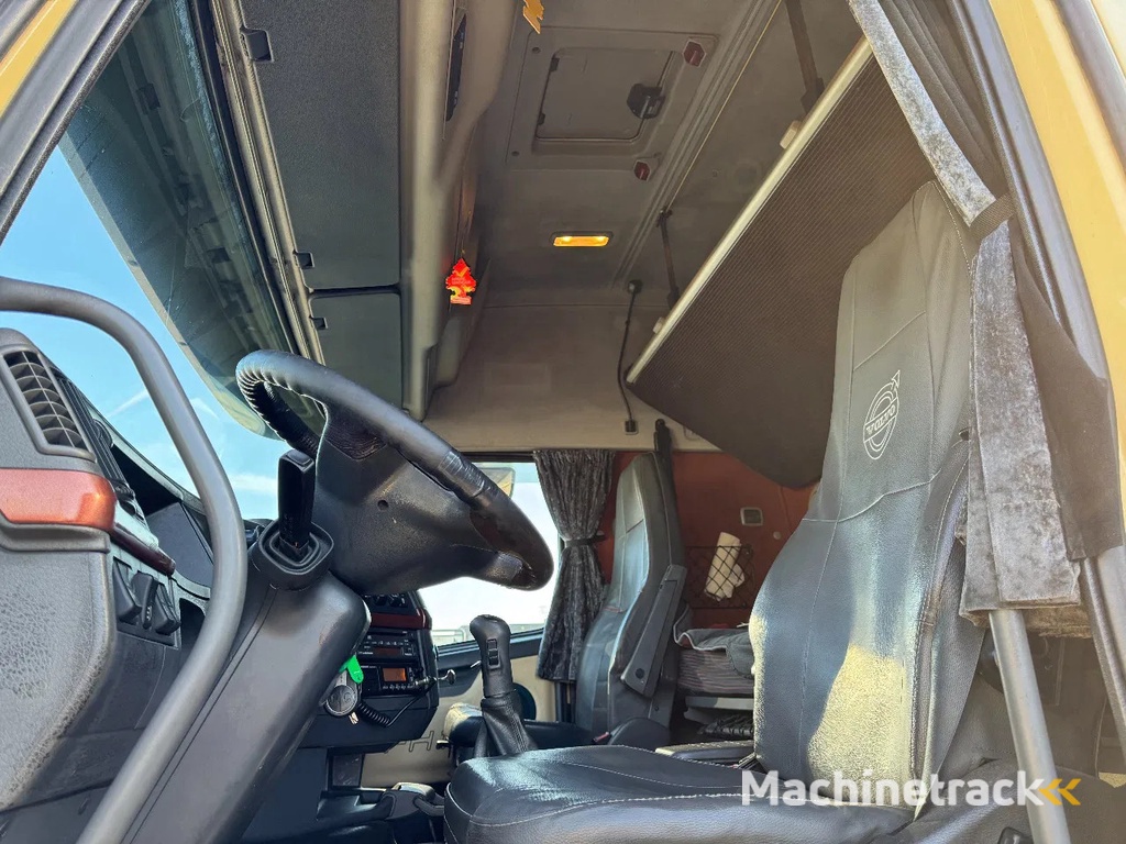 Volvo FH 16.550 4X2 - EURO 3 + FULL SPOILER + MANUAL GEAR