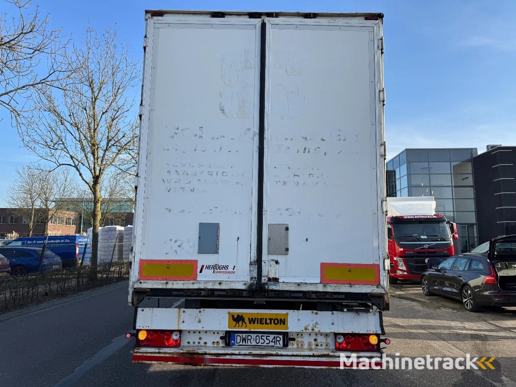 Hertoghs BOX TRAILER - 3 AXLE SAF 1 LIFT AXLE