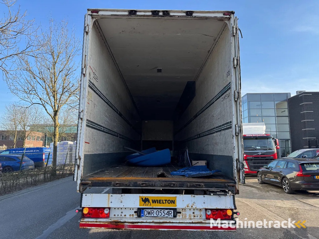 Hertoghs BOX TRAILER - 3 AXLE SAF 1 LIFT AXLE