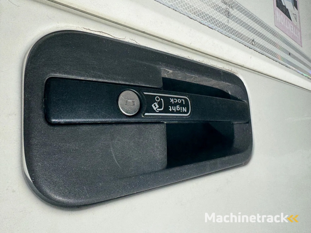 DAF XF 440 4X2 EURO 6 STANDKLIMA NIGHT LOCK