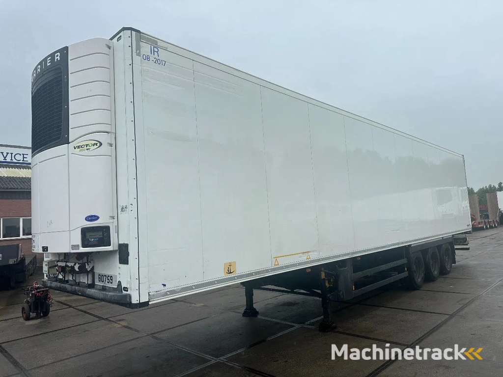 Schmitz Cargobull Schmitz Cargobull PRICES FROM €6950 TO €8950,- 40 X CARRIER 1850 MT D/E SAF AXELS