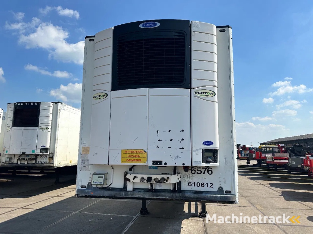 Schmitz Cargobull Schmitz Cargobull PRICES FROM €6950 TO €8950,- 40 X CARRIER 1850 MT D/E SAF AXELS