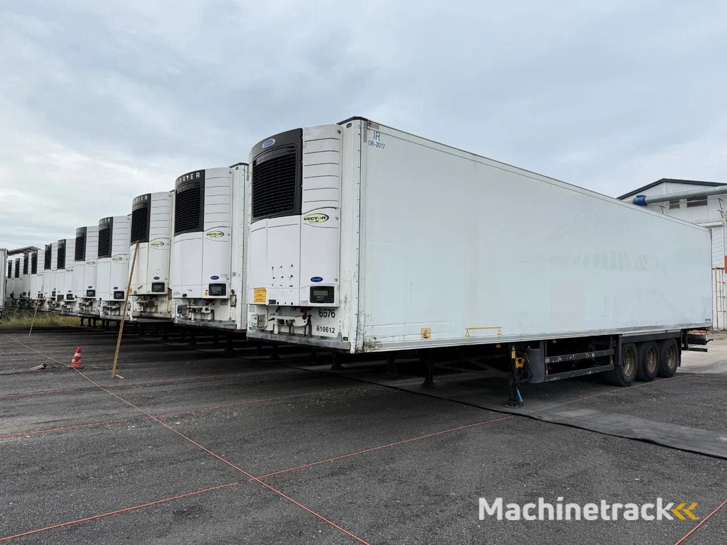 Schmitz Cargobull Schmitz Cargobull PRICES FROM €6950 TO €8950,- 40 X CARRIER 1850 MT D/E SAF AXELS
