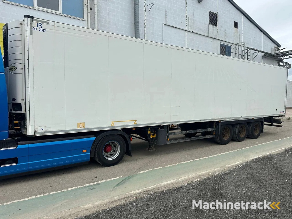 Schmitz Cargobull Schmitz Cargobull PRICES FROM €6950 TO €8950,- 40 X CARRIER 1850 MT D/E SAF AXELS