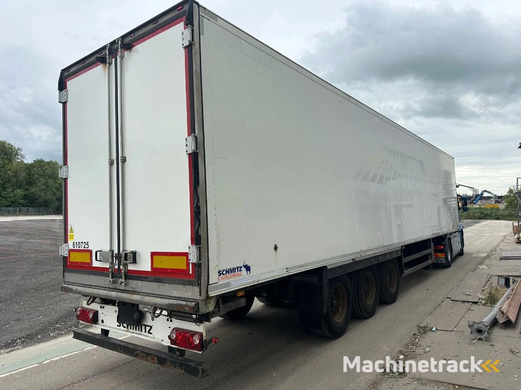 Schmitz Cargobull Schmitz Cargobull PRICES FROM €6950 TO €8950,- 40 X CARRIER 1850 MT D/E SAF AXELS