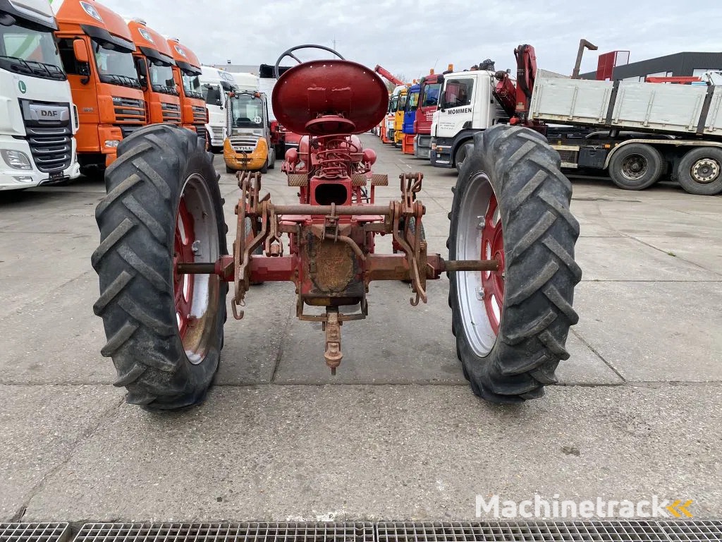 Farmall SUPER F.C. SUPER F.C. TRAKTOR