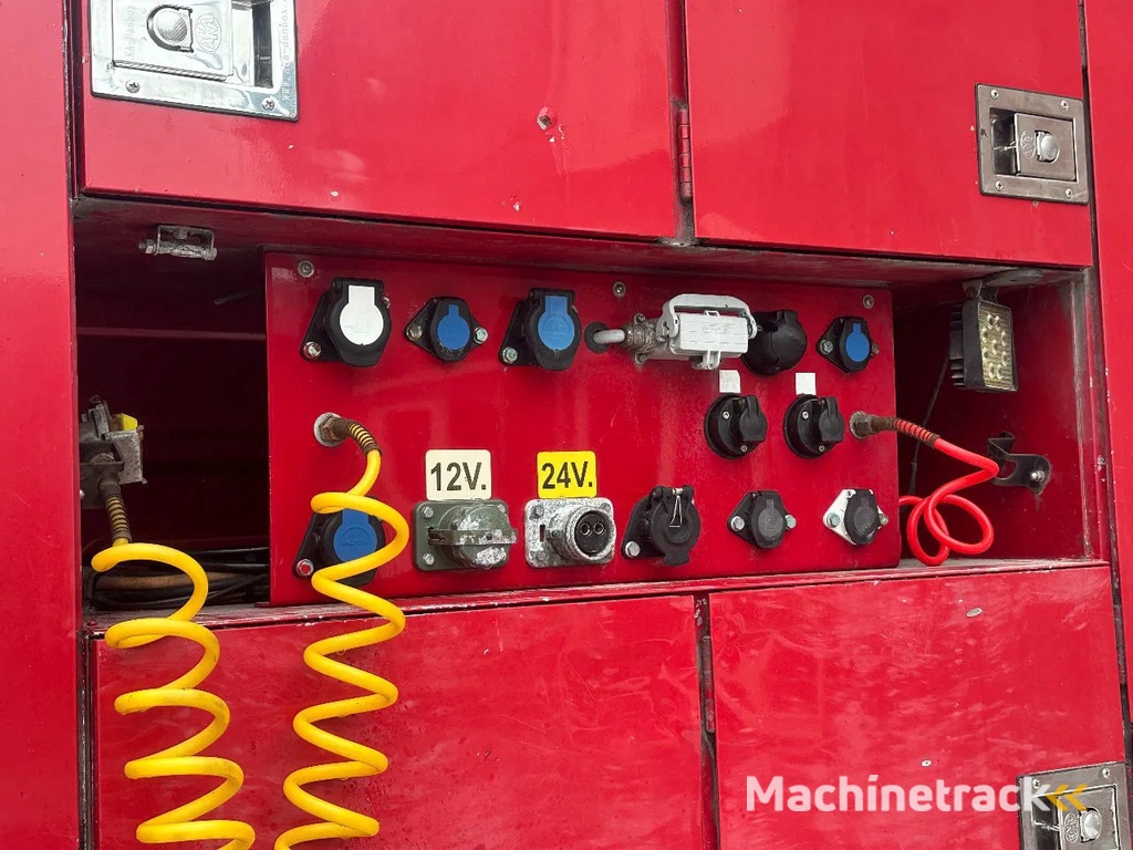 MAN TG 33-560 6X4 150 TON,  INTARDER