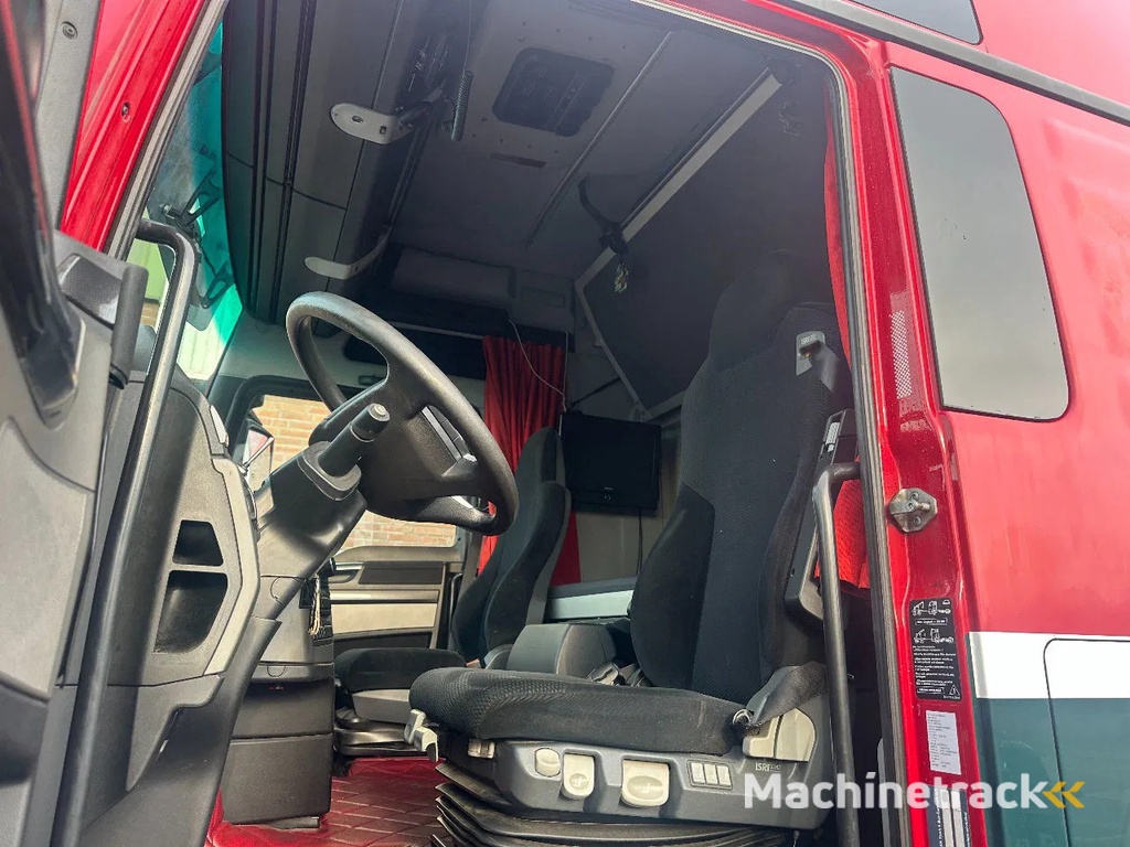 MAN TGX 33.560 6x4 160 TON, INTARDER