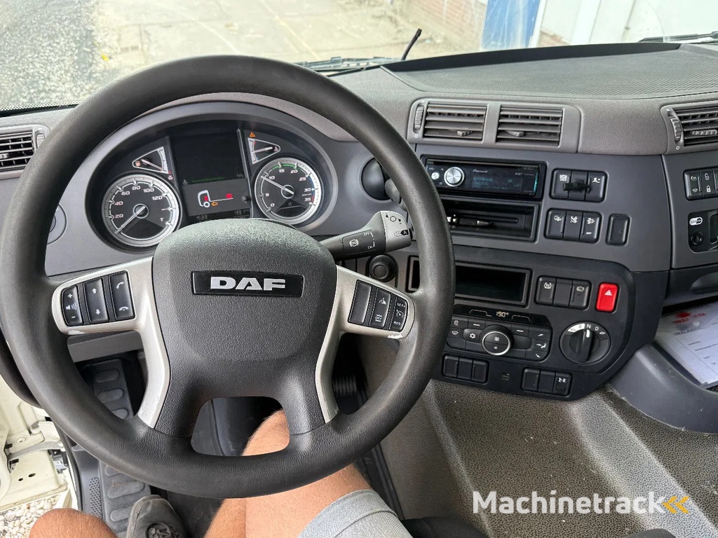 DAF CF 320 4X2 - EURO 6 - 19 TON + DHOLLANDIA