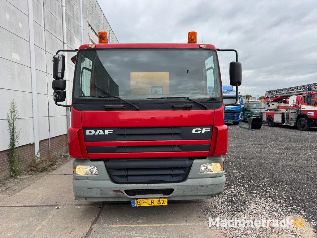 DAF CF 75.250 6X2 EURO 3 VACUUM CLEANER
