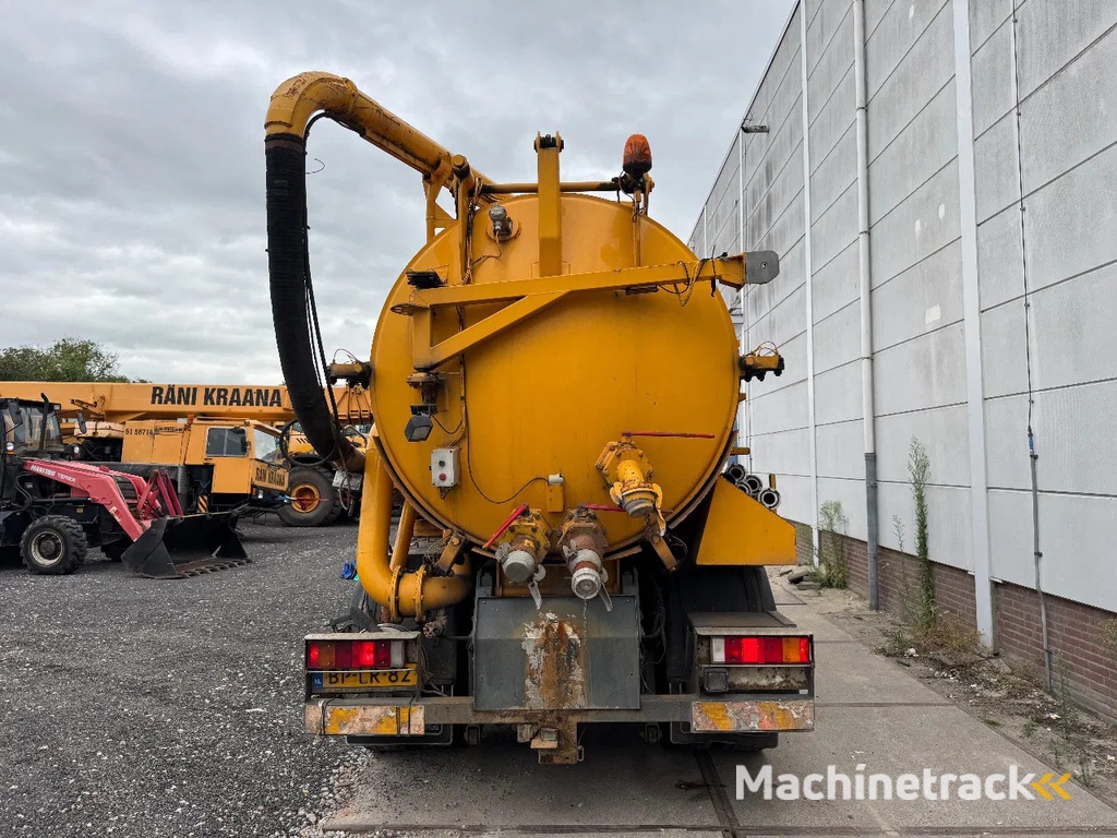 DAF CF 75.250 6X2 EURO 3 VACUUM CLEANER