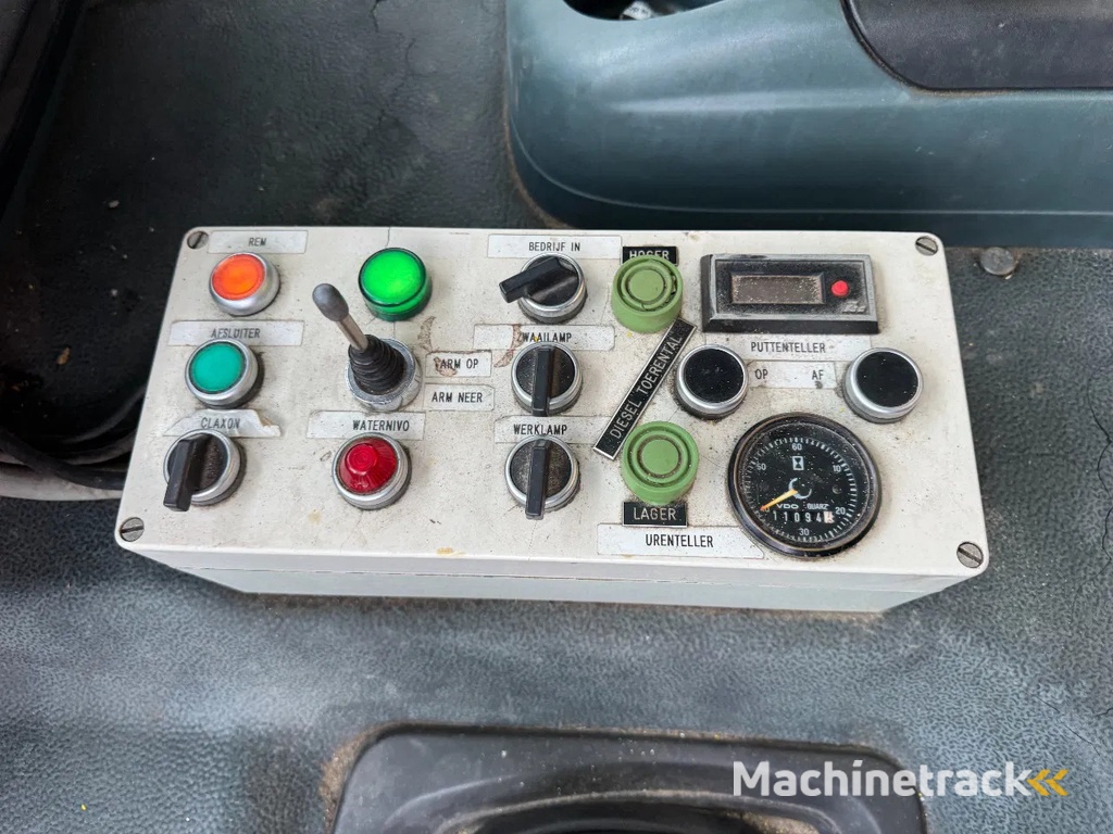 DAF CF 75.250 6X2 EURO 3 VACUUM CLEANER