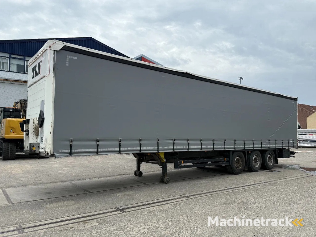 Schmitz Cargobull 3 AXLE + COIL - DISC BRAKES + SLIDING ROOF