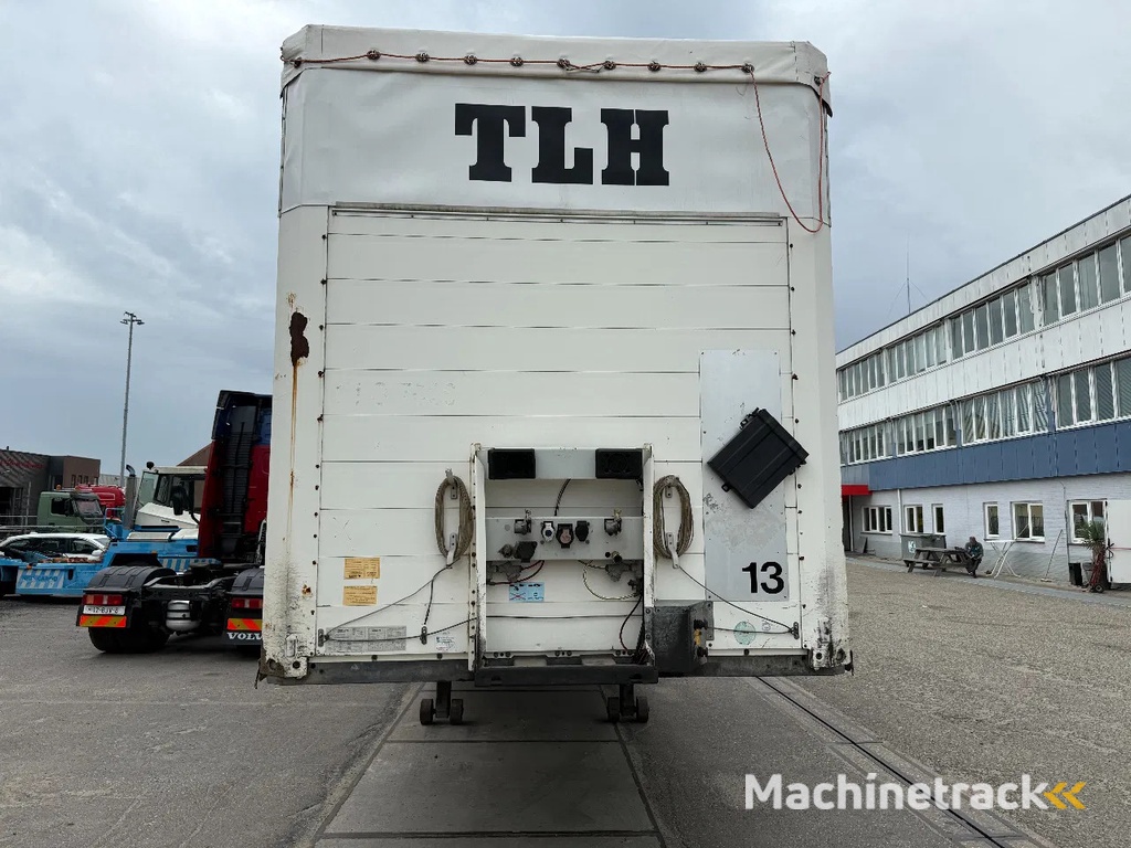 Schmitz Cargobull 3 AXLE + COIL - DISC BRAKES + SLIDING ROOF