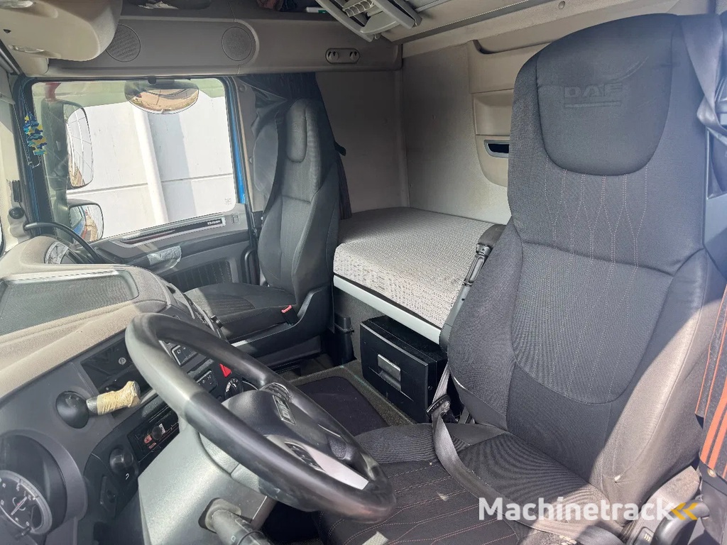 DAF XF 450 4X2 EURO 6 MEGA