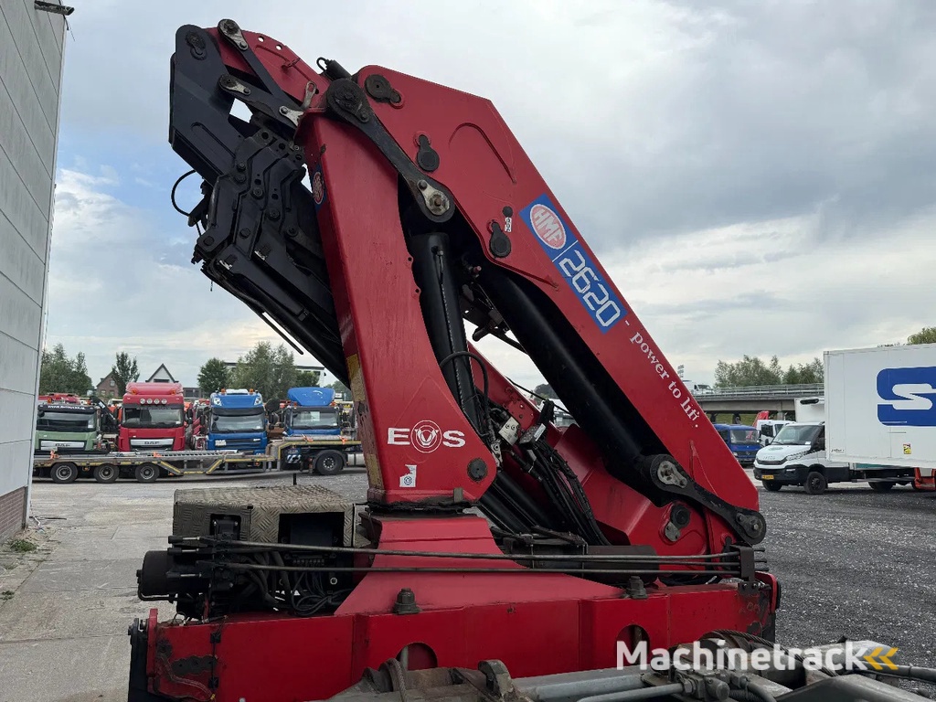 DAF CF 85.460 8X2 + YEAR 2016 HMF CRANE 2620-K4 + FLYJIB + WINCH + REMOTE