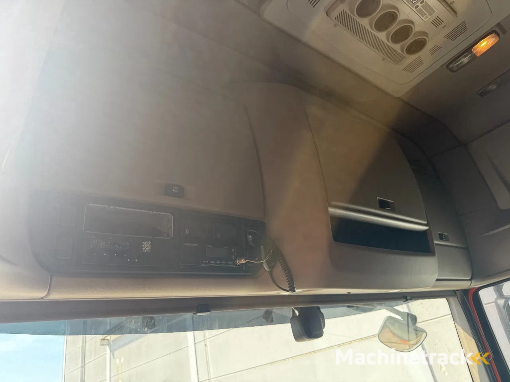 DAF XF 450 4X2 - EURO 6 SKIRTS STANDKLIMA