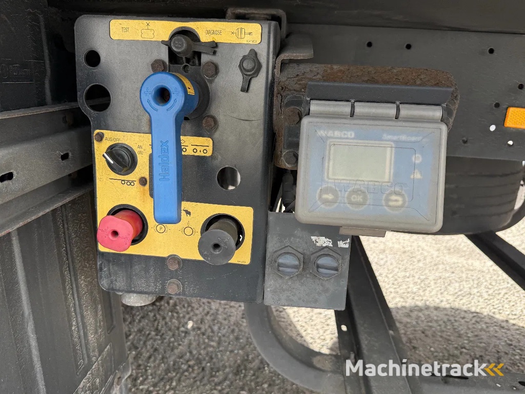 Schmitz Cargobull SKO24 + THERMOKING SLX 300 D&E