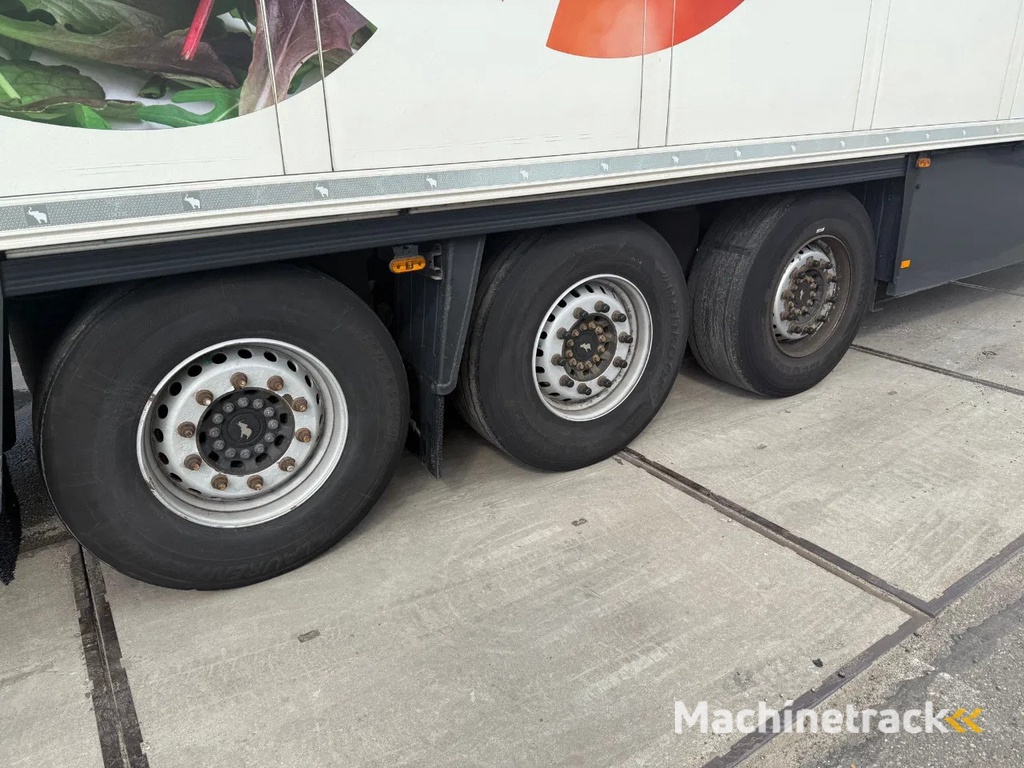 Schmitz Cargobull SCB*S3B + THERMOKING SLXE 300 D&E