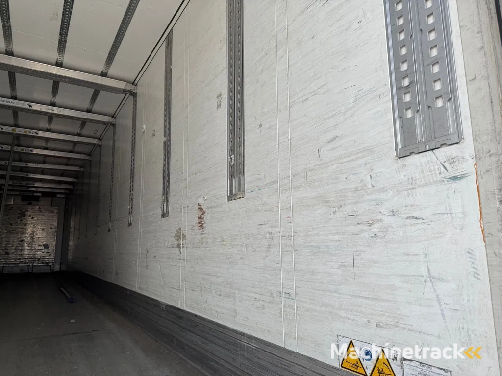 Schmitz Cargobull SCB*S3B + THERMOKING SLXE 300 D&E