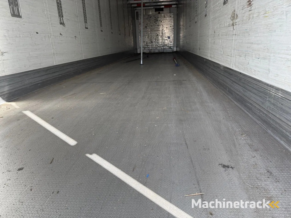 Schmitz Cargobull SCB*S3B + THERMOKING SLXE 300 D&E