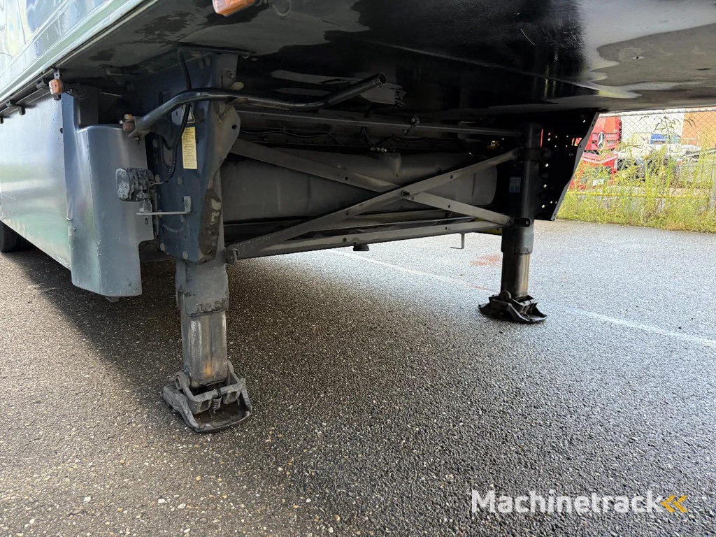 Schmitz Cargobull SKO24 + THERMOKING SLX 300 D&E