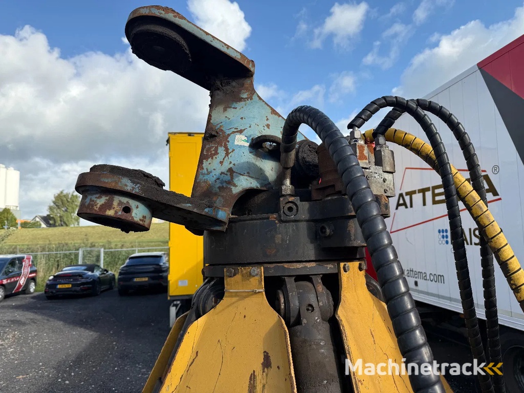 Caterpillar 950 liter 473-7067