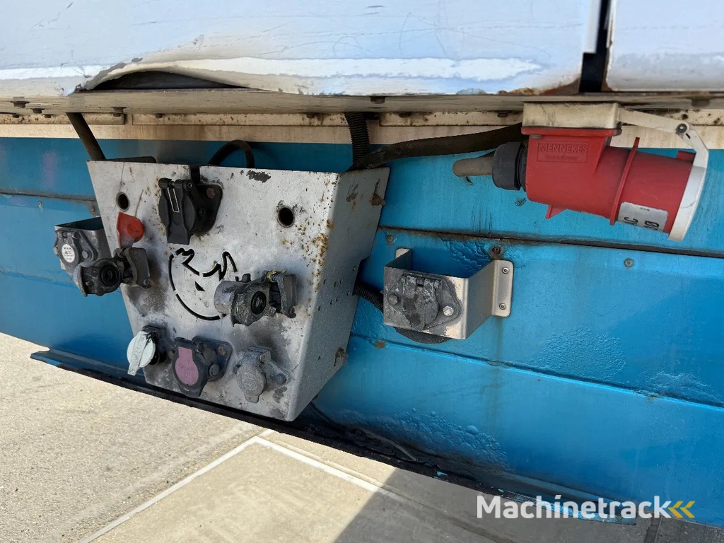 Samro ST39 - 3x BPW + THERMOKING SLX200 + DHOLLANDIA LIFT