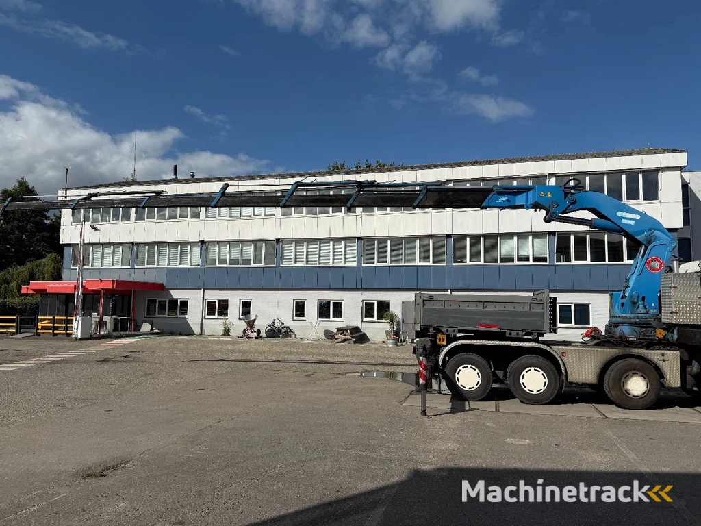 MAN 33.463 33-463 8x4 met 62 effer kraan 6x uitschuifbaar