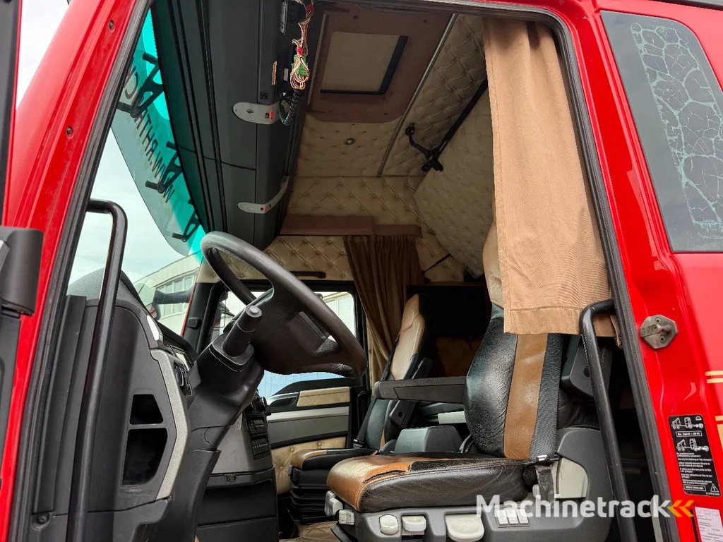 MAN TGX 41.540 8X4 + RETARDER + PTO HYDRAULICS