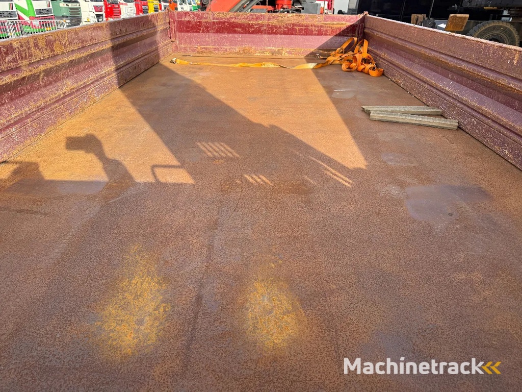 Müller-Mitteltal 2 AXLE + 3-SIDE TIPPER + RAMPS