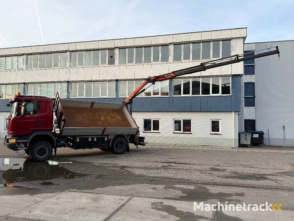 Scania G370 4X4 EURO 6 + 3-SIDE TIPPER + PALFINGER PK9002 + REMOTE