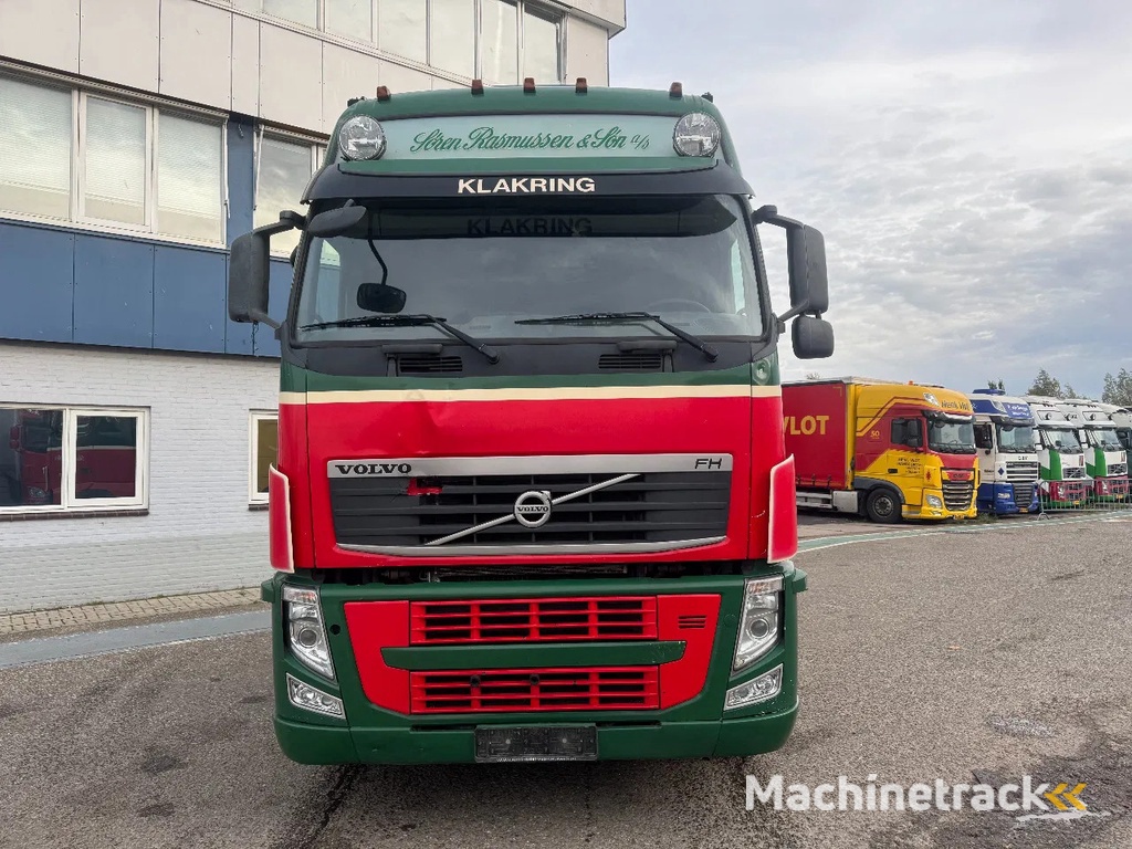 Volvo FH 6X2 LIFTING / STEERING AXLE