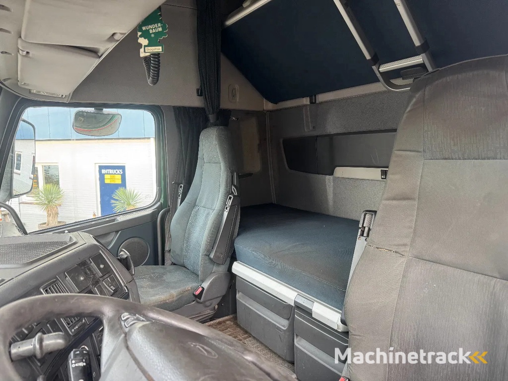 Volvo FH 6X2 LIFTING / STEERING AXLE