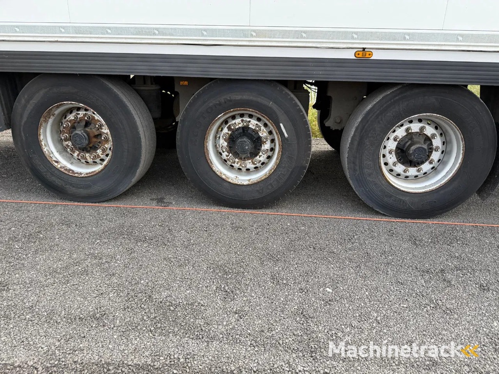Schmitz Cargobull THERMO KING SLXE200 BPW AXLE