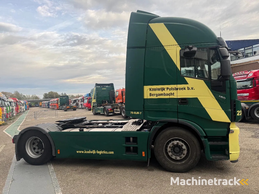 Iveco Stralis 460 4X2 EURO 6 SKIRTS AIRCO RADIO