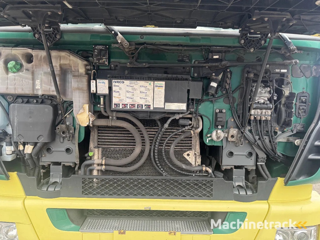 Iveco Stralis 460 4X2 EURO 6 SKIRTS AIRCO RADIO